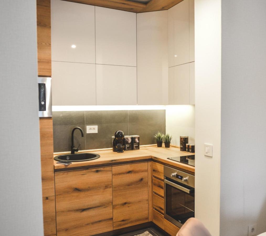 Mona Liza Apartment